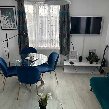 Cosy 2-Bedroom Flat In Finsbury Park, Modern, Convenient & Close To Central London! Esterno foto