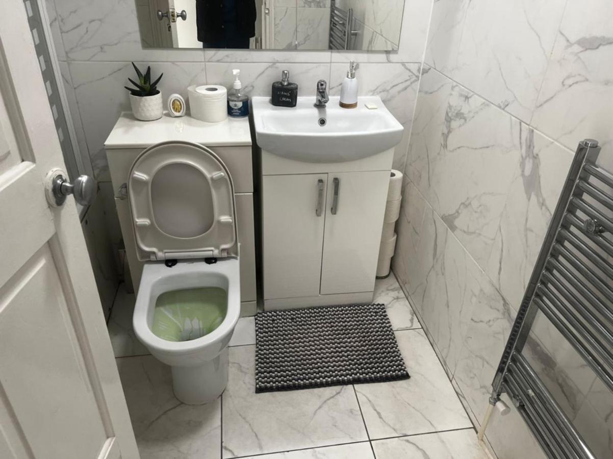 Cosy 2-Bedroom Flat In Finsbury Park, Modern, Convenient & Close To Central London! Esterno foto